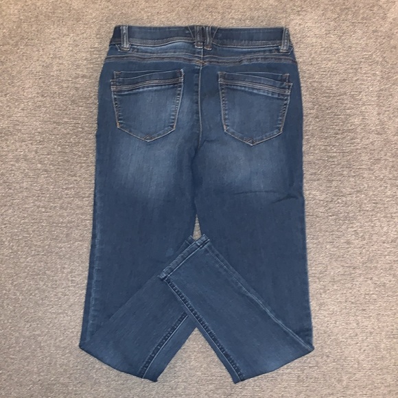 Democracy Jeans - Picture 2 of 7